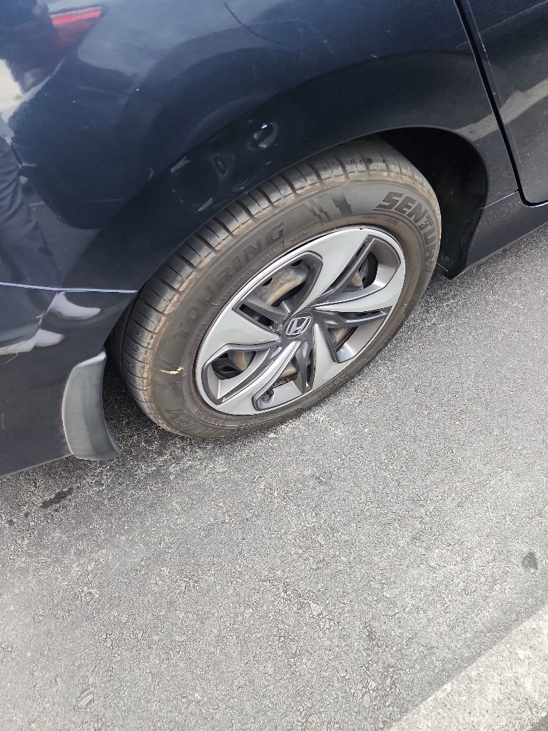 Used 2020 Honda Civic LX image 9