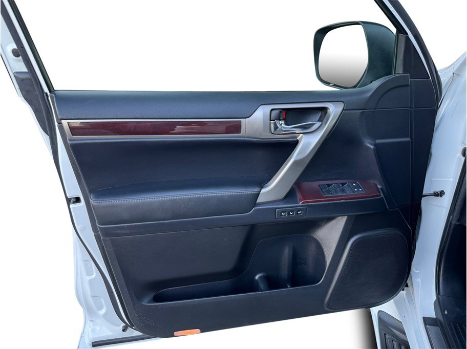 Used 2014 Lexus GX 460 w/ Premium Package image 17