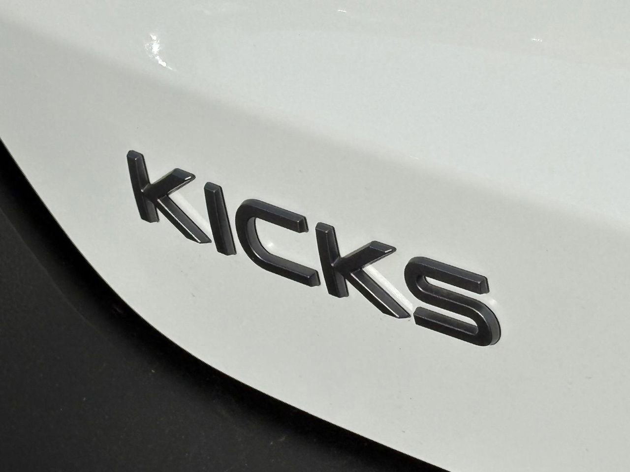 New 2026 Nissan Kicks SV w/ SV Premium Package FWD image 10