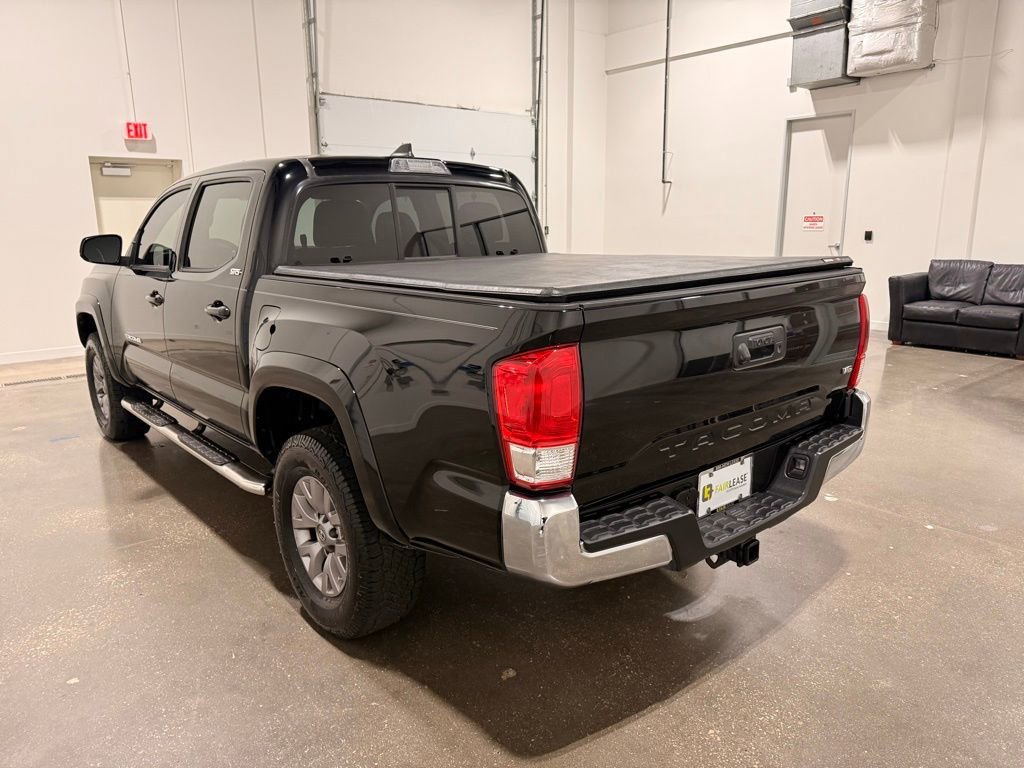 Used 2017 Toyota Tacoma SR5 w/ Tow Package image 7