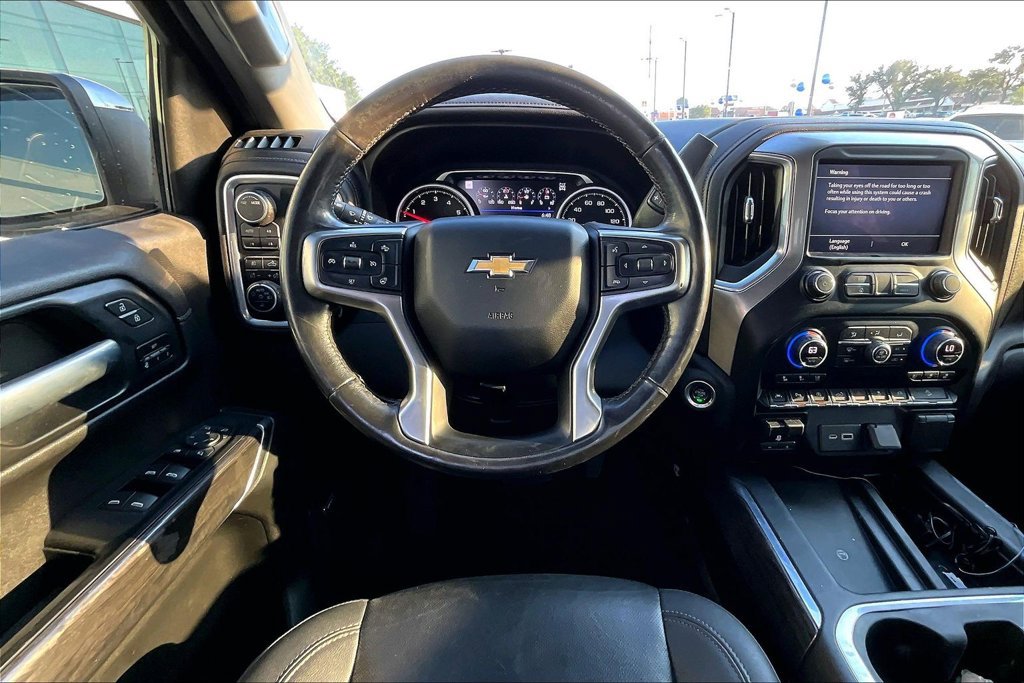Used 2021 Chevrolet Silverado 1500 LTZ w/ Technology Package AWD/4WD image 7