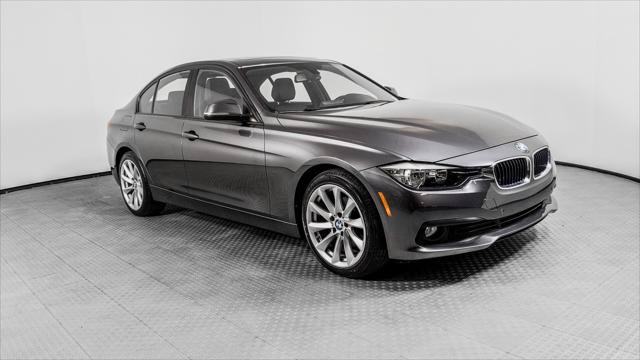 Used 2016 BMW 320i xDrive Sedan w/ Sport Package AWD/4WD image 8