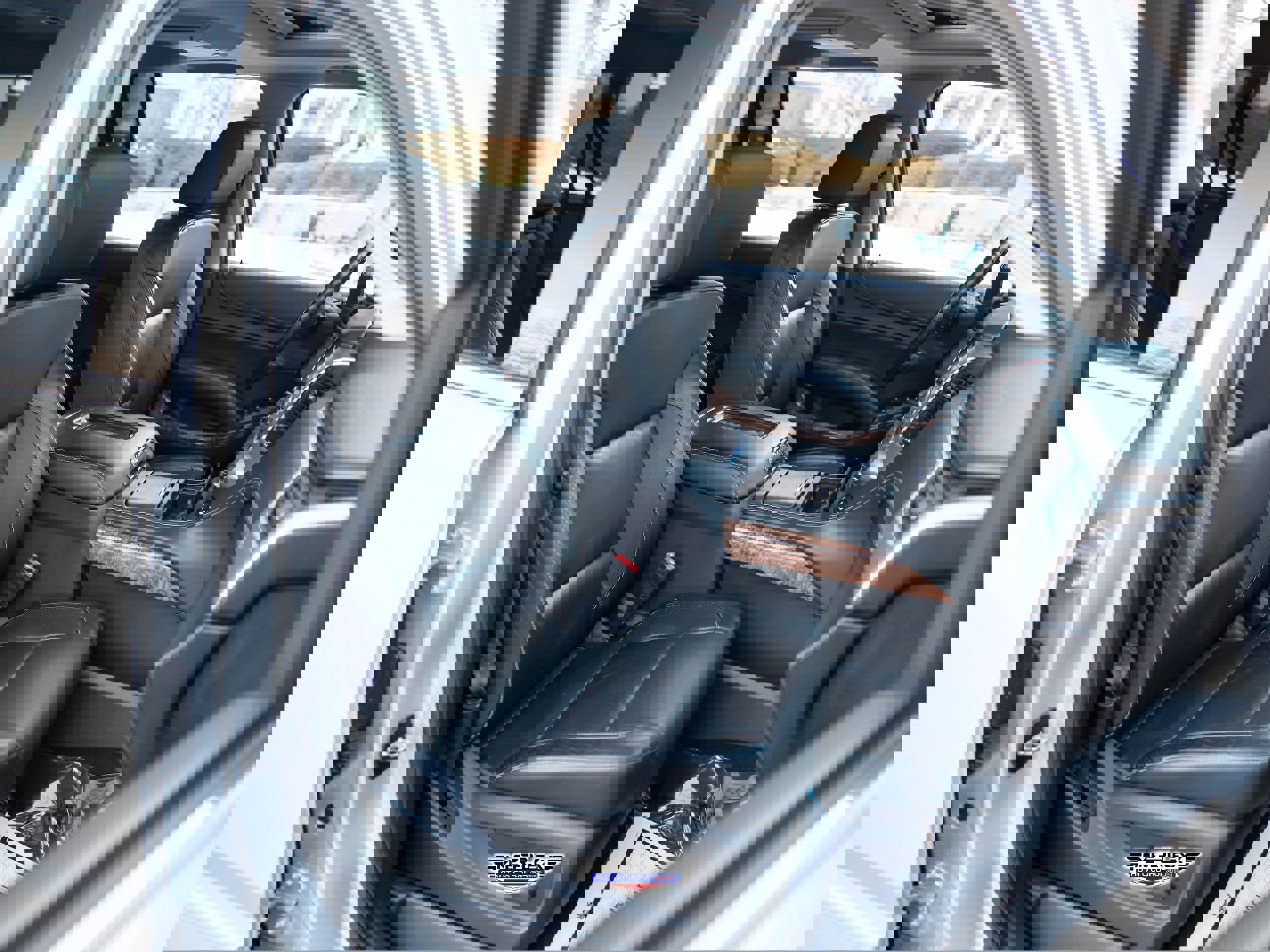 Used 2017 Chevrolet Suburban Premier image 17