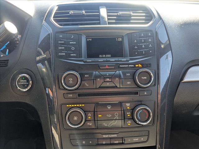 Used 2017 Ford Explorer XLT image 15