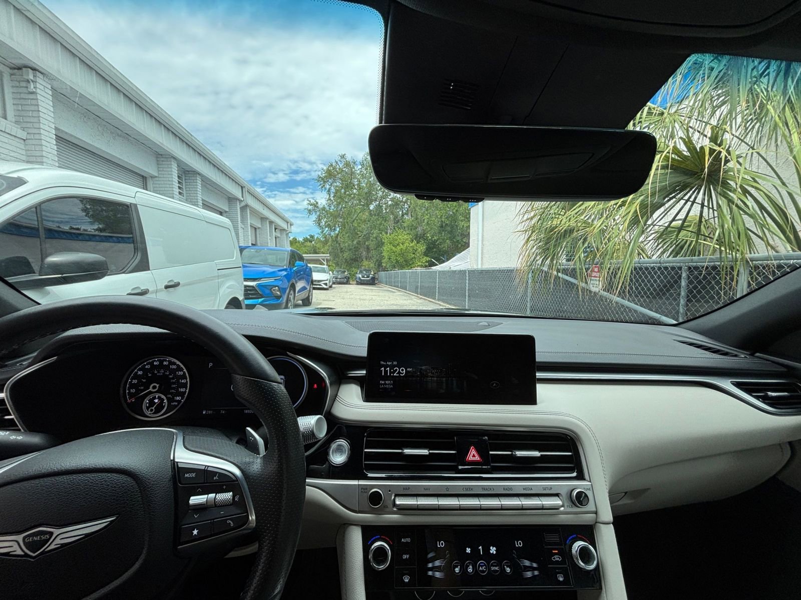 Used 2025 Genesis G70 2.5T AWD/4WD image 34