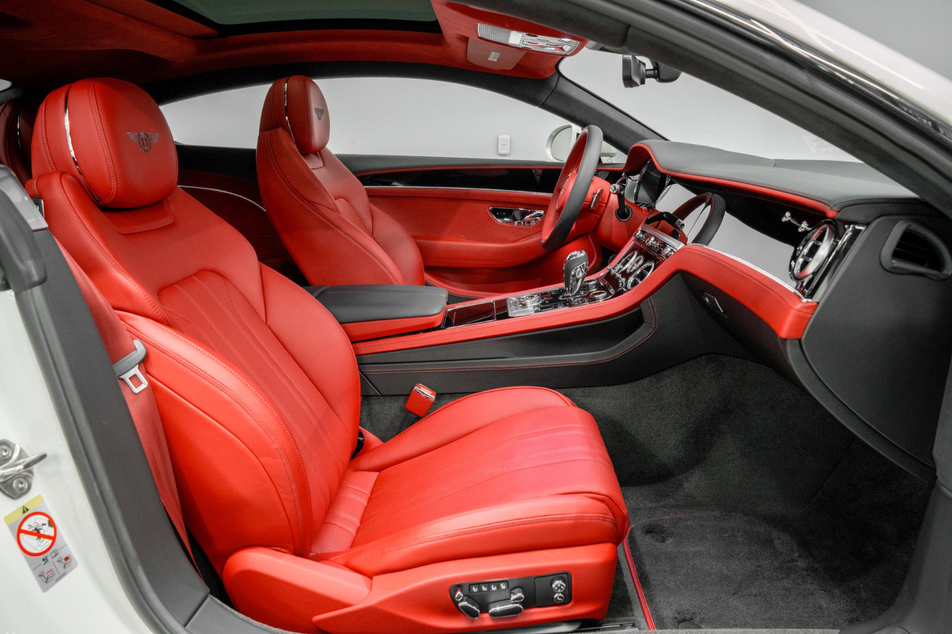 Used 2025 Bentley Continental GT AWD/4WD image 24