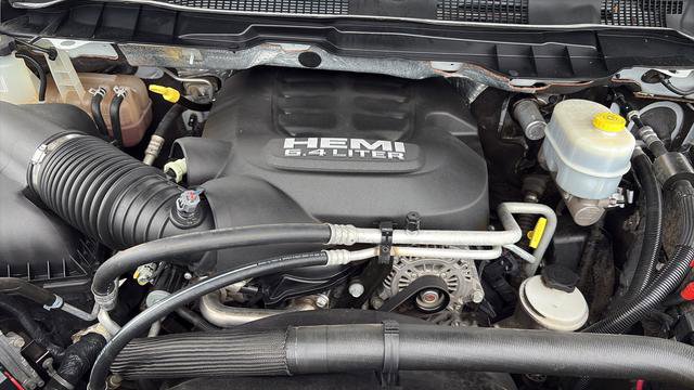 Used 2018 RAM 2500 Tradesman w/ Chrome Appearance Group AWD/4WD image 25