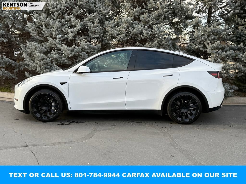 Used 2023 Tesla Model Y Long Range image 3