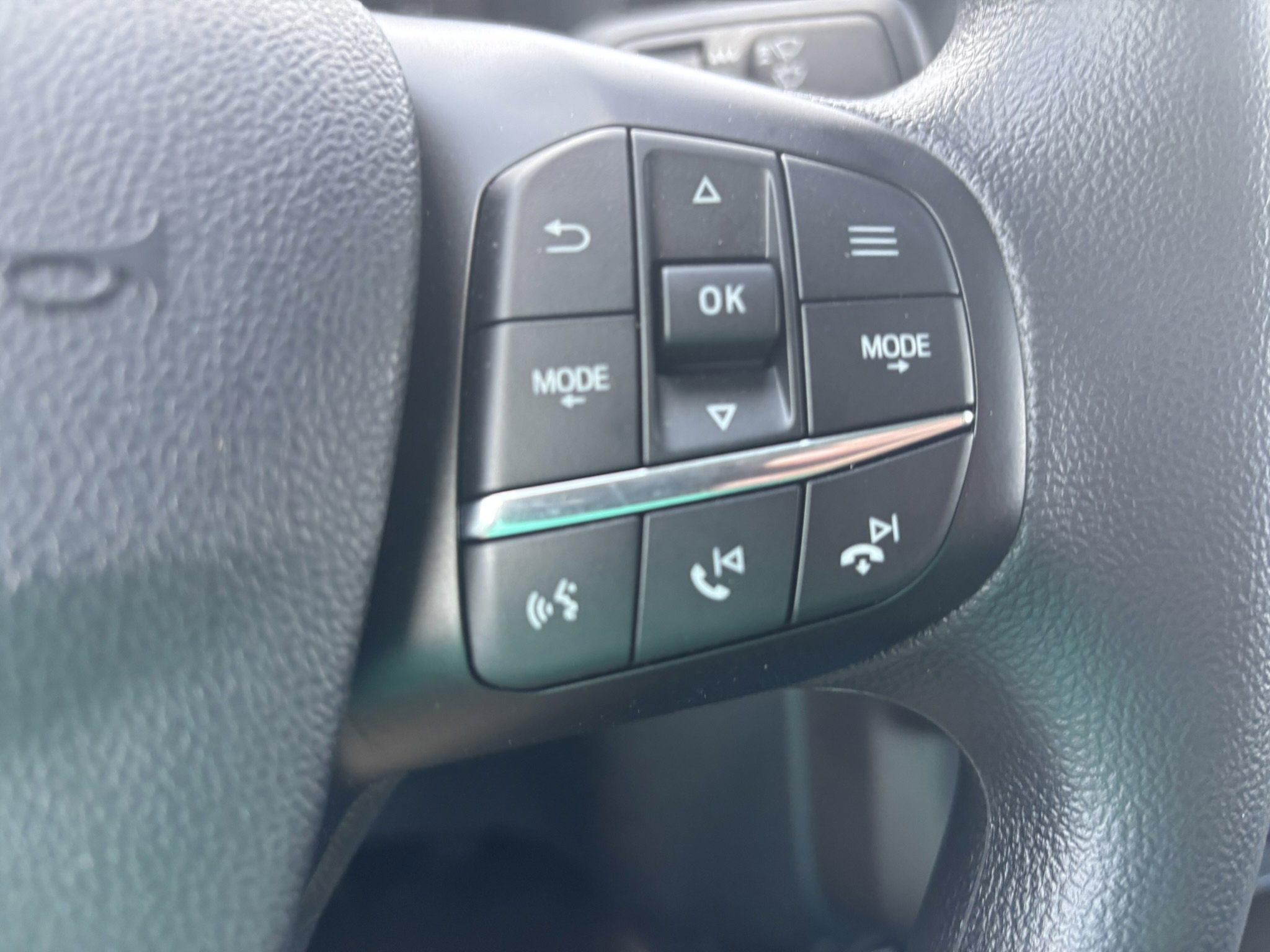 New 2025 Ford Maverick XLT image 14