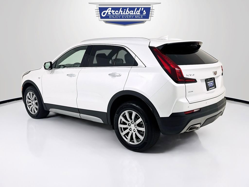 Used 2023 Cadillac XT4 Premium Luxury w/ Cold Weather Package image 4