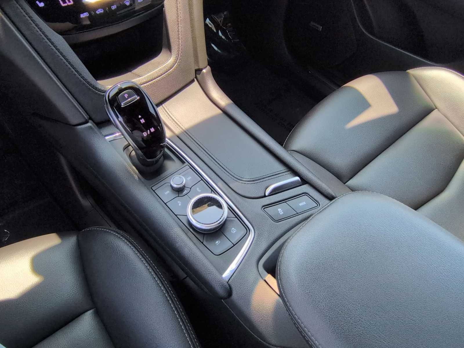 Certified 2023 Cadillac XT5 Luxury FWD image 18
