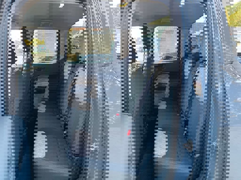 New 2025 Ford Maverick XLT w/ XLT Luxury Package image 27