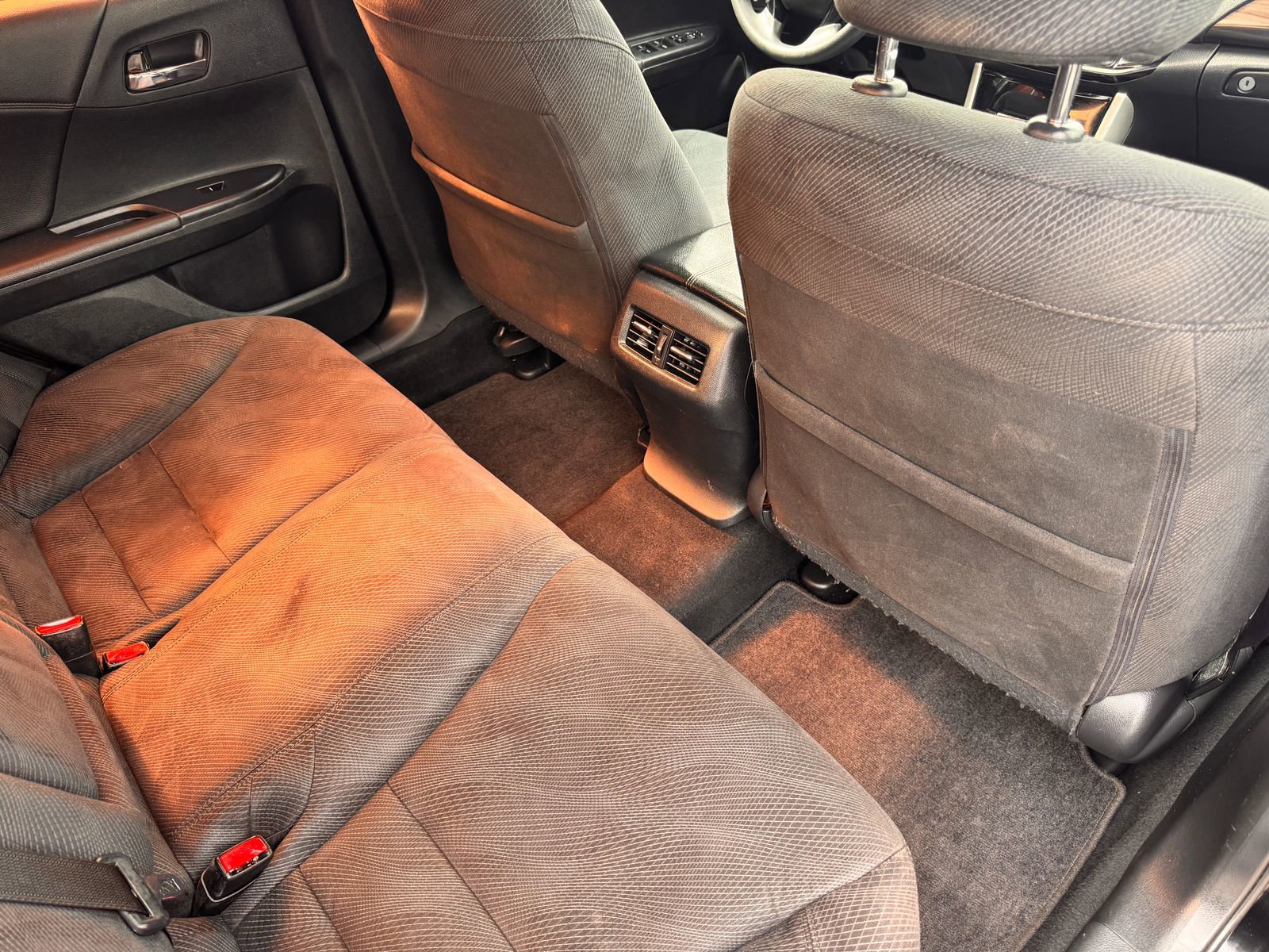 Used 2017 Honda Accord EX image 19