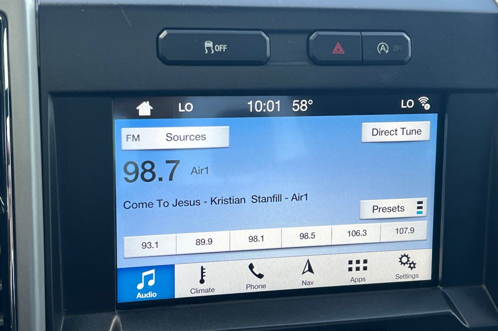 Used 2018 Ford F150 Lariat w/ Equipment Group 502A Luxury AWD/4WD image 18
