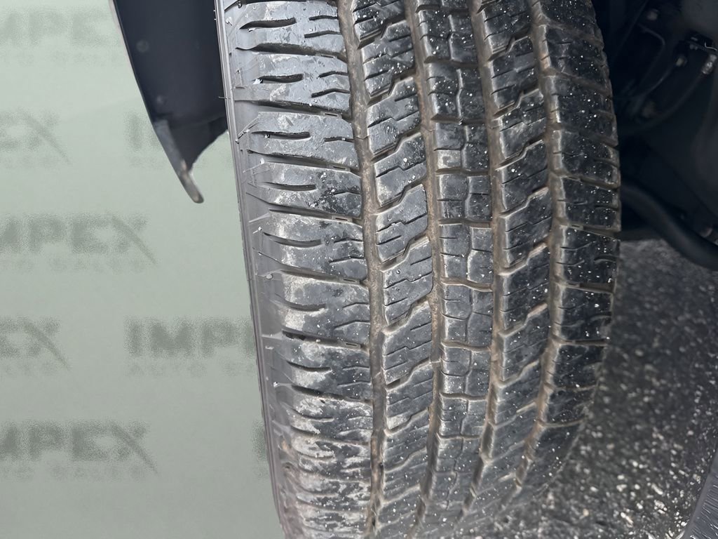 Used 2017 Chevrolet Tahoe Premier image 36