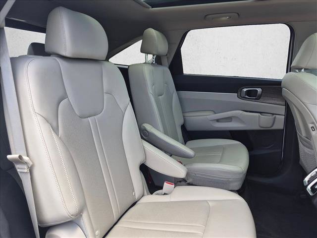 Used 2023 Kia Sorento X-Line EX AWD/4WD image 29