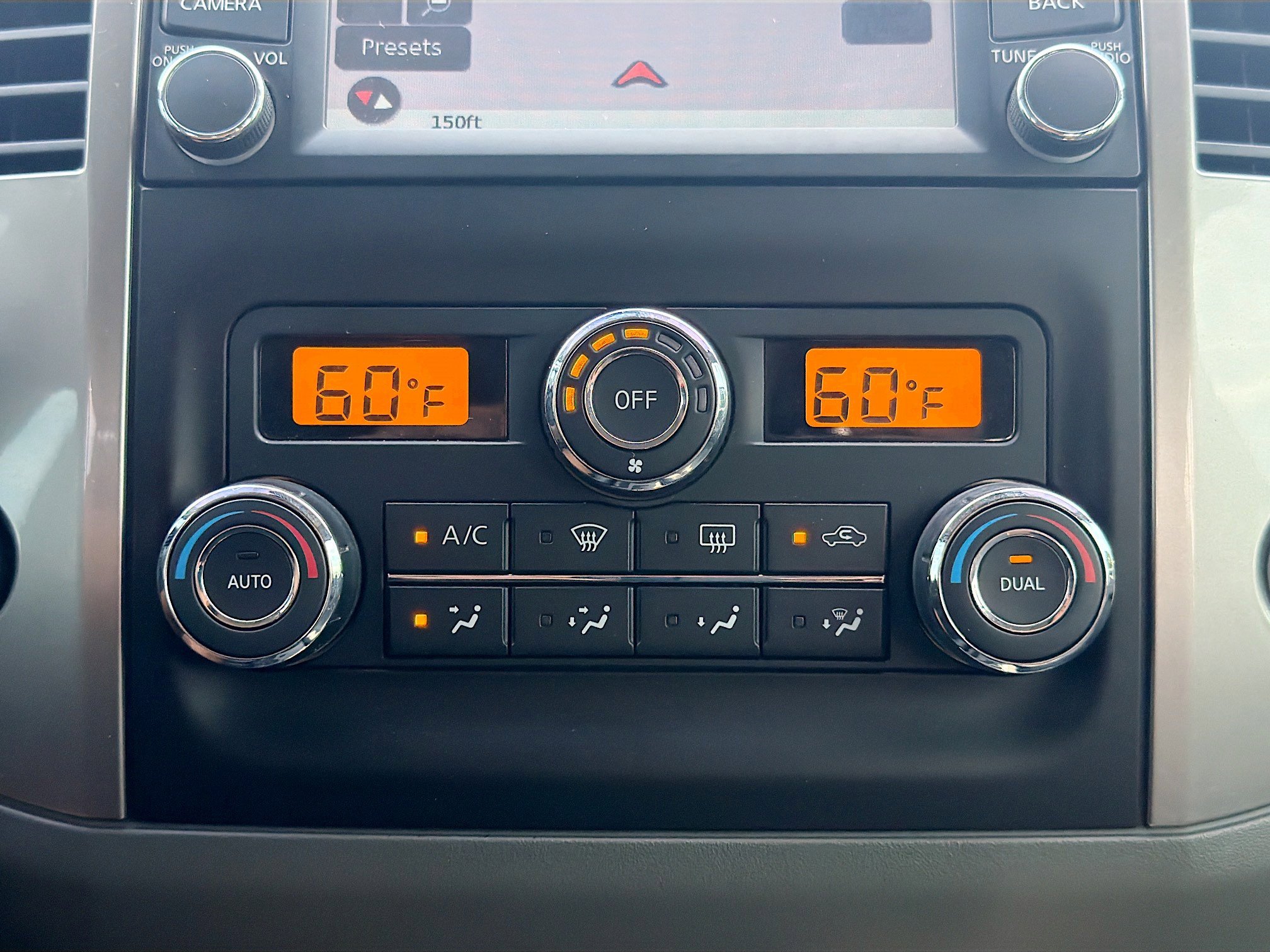 Used 2013 Nissan Frontier SL w/ Moonroof Pkg image 30