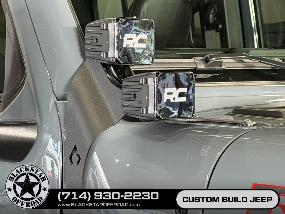 Used 2025 Jeep Wrangler Unlimited Rubicon w/ Safety Group AWD/4WD image 34