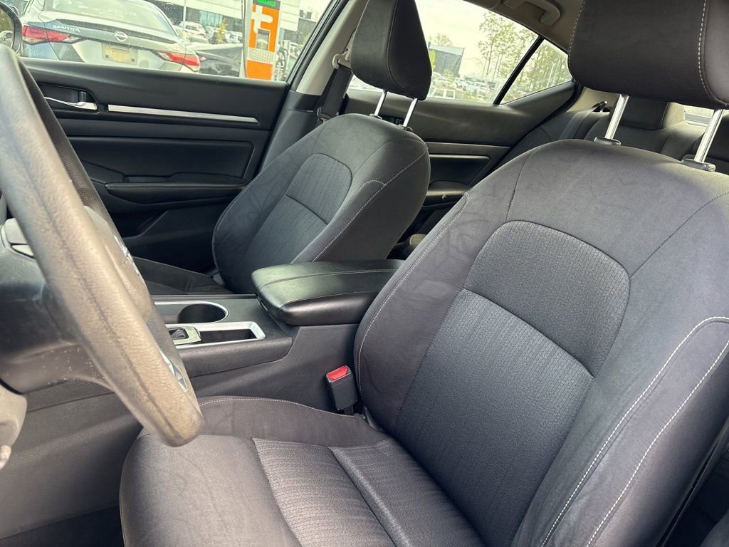 Used 2022 Nissan Altima 2.5 SV image 11