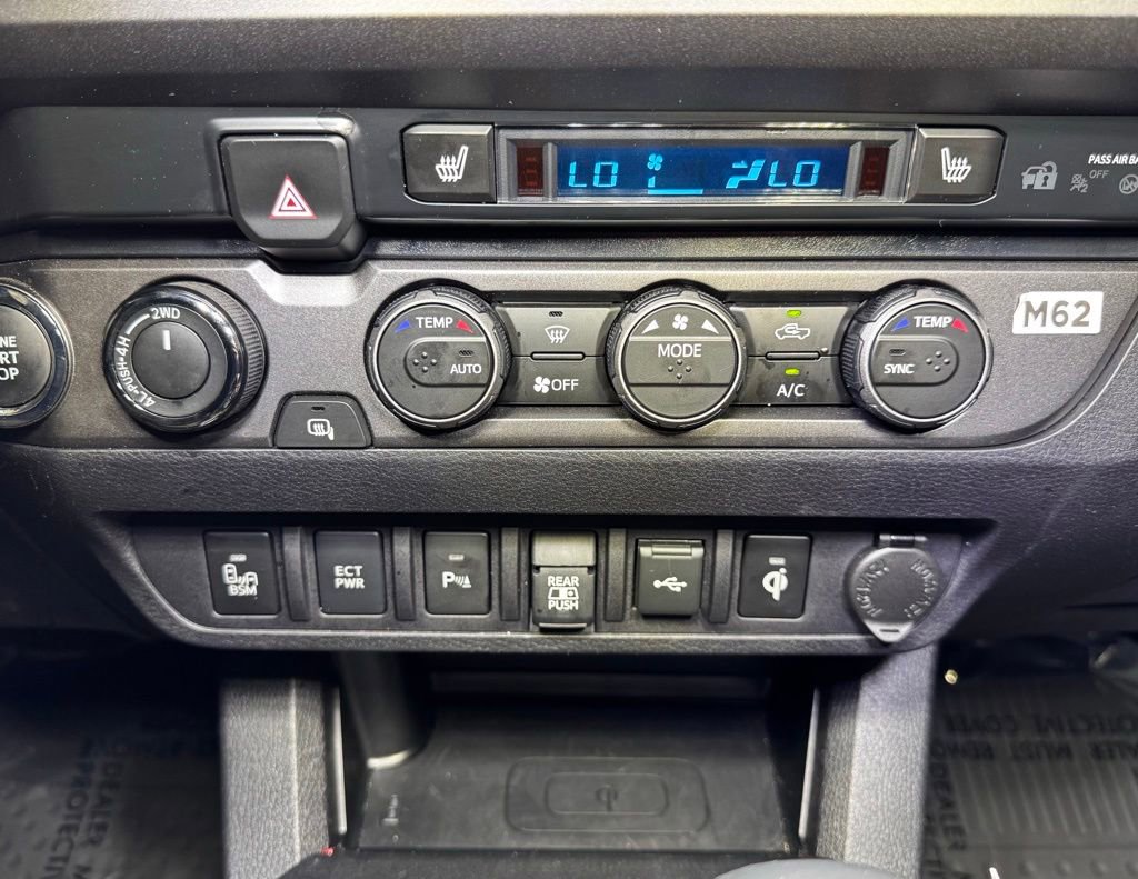Used 2023 Toyota Tacoma TRD Off-Road w/ TRD Premium Off Road Package AWD/4WD image 33