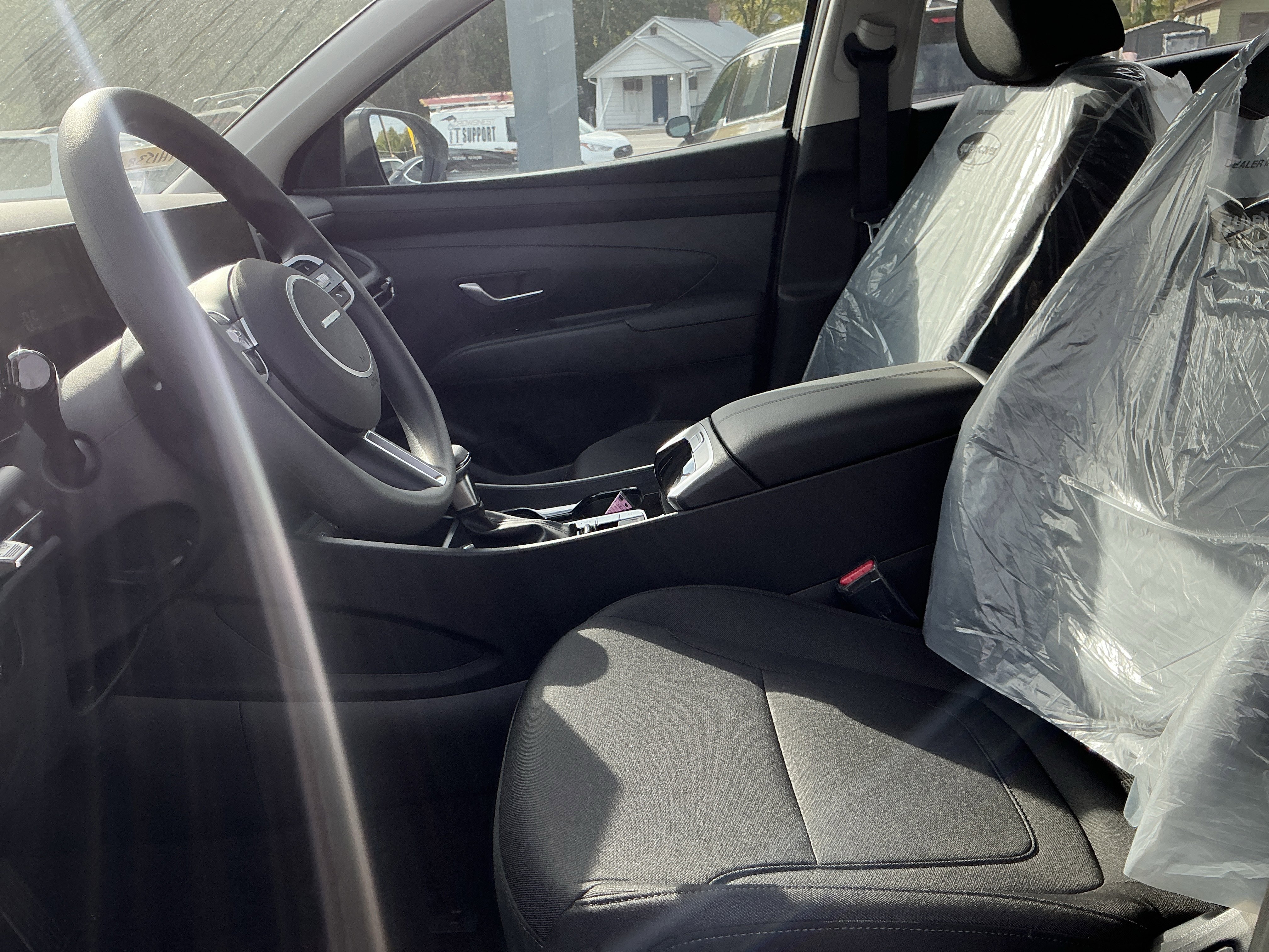 New 2026 Hyundai Tucson SE image 14