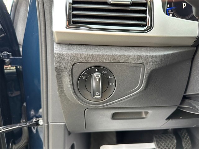 Used 2022 Volkswagen Atlas SE image 22