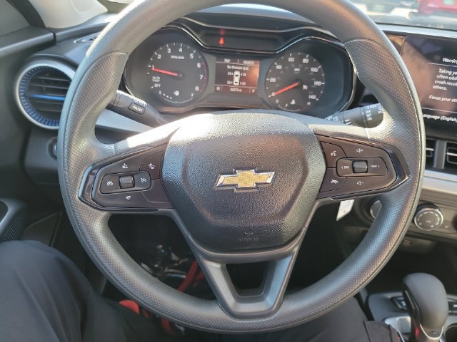 Certified 2024 Chevrolet Trax LS w/ LS Convenience Package FWD image 13