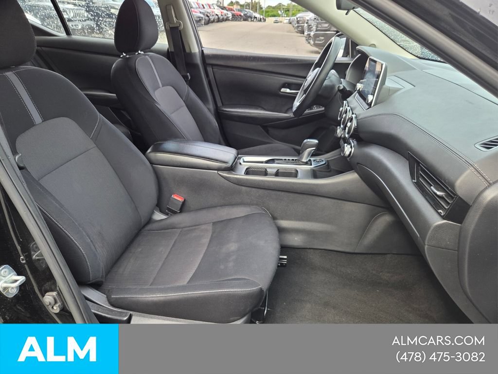 Used 2024 Nissan Sentra SV FWD image 17