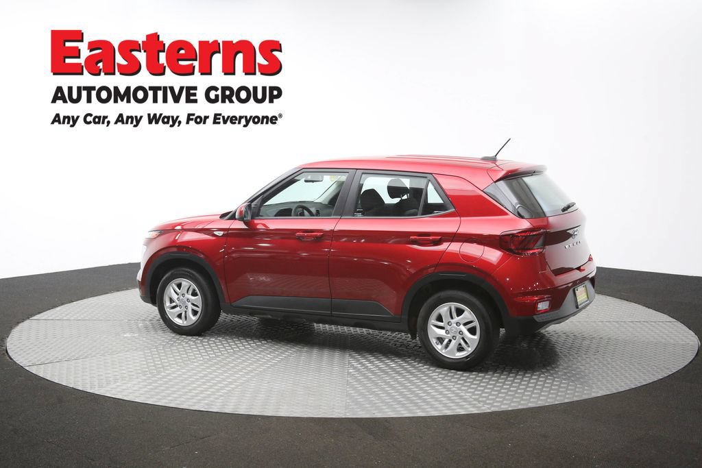 Used 2025 Hyundai Venue SE FWD image 60