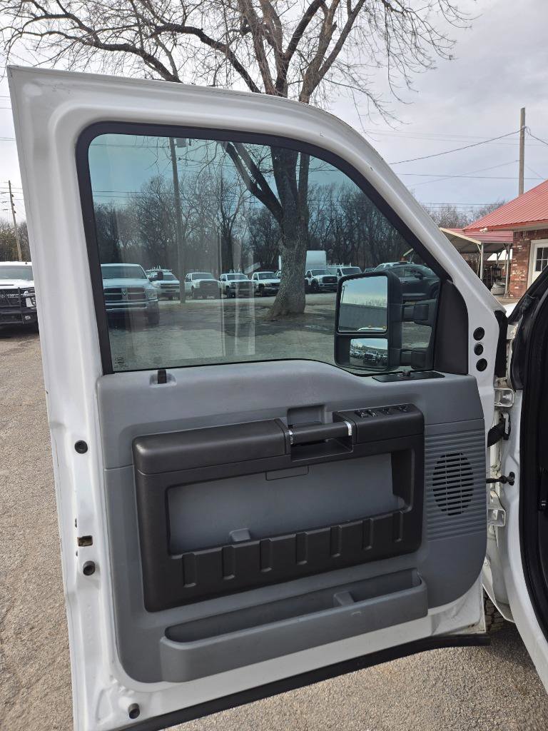 Used 2015 Ford F250 XL w/ Power Equipment Group image 27