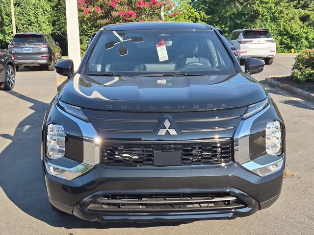 New 2026 Mitsubishi Outlander LE FWD image 8