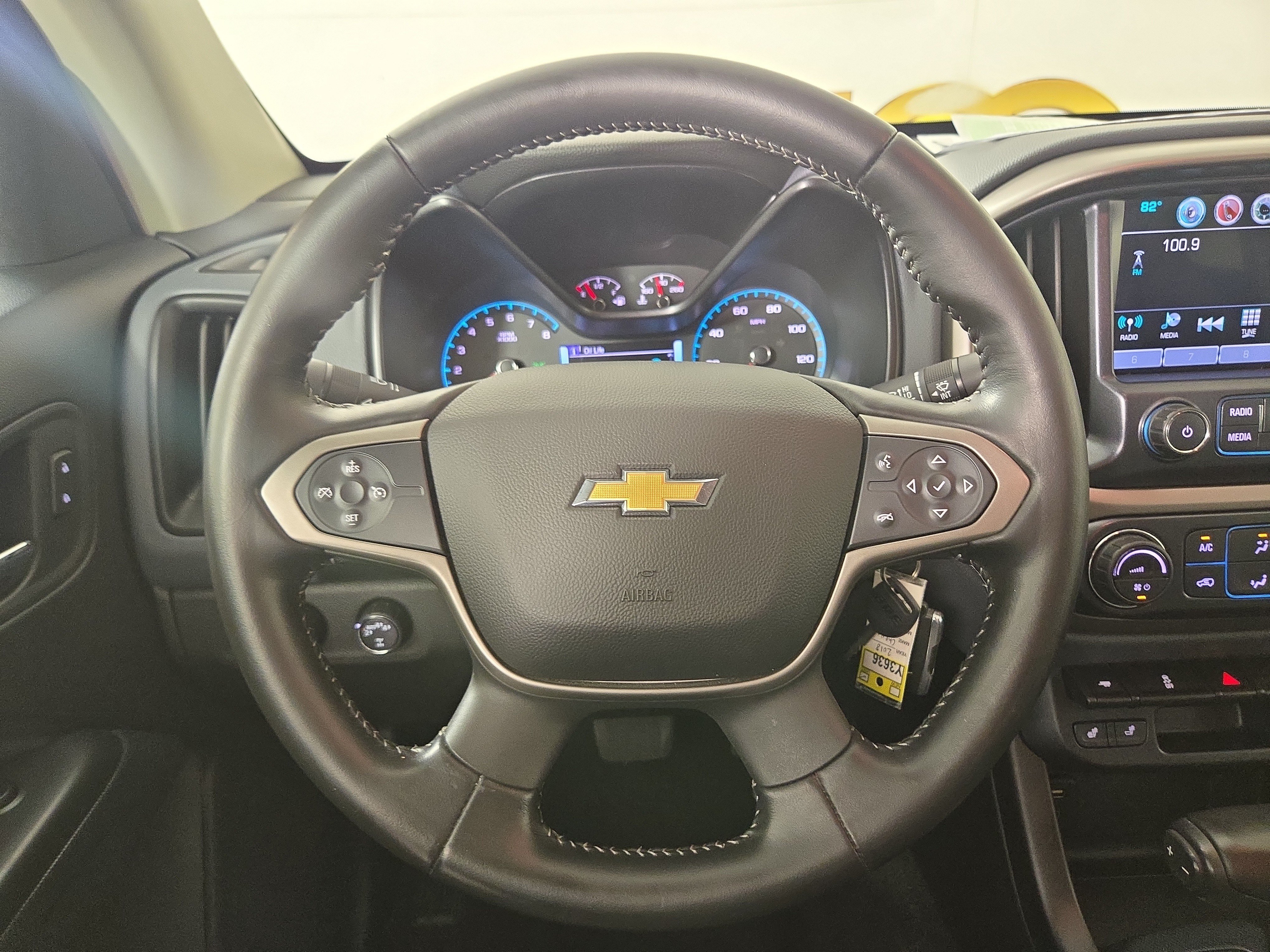 Used 2018 Chevrolet Colorado Z71 AWD/4WD image 13