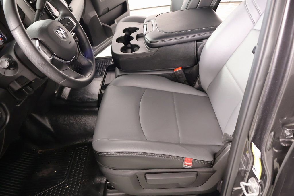 Used 2026 RAM 2500 Tradesman image 9