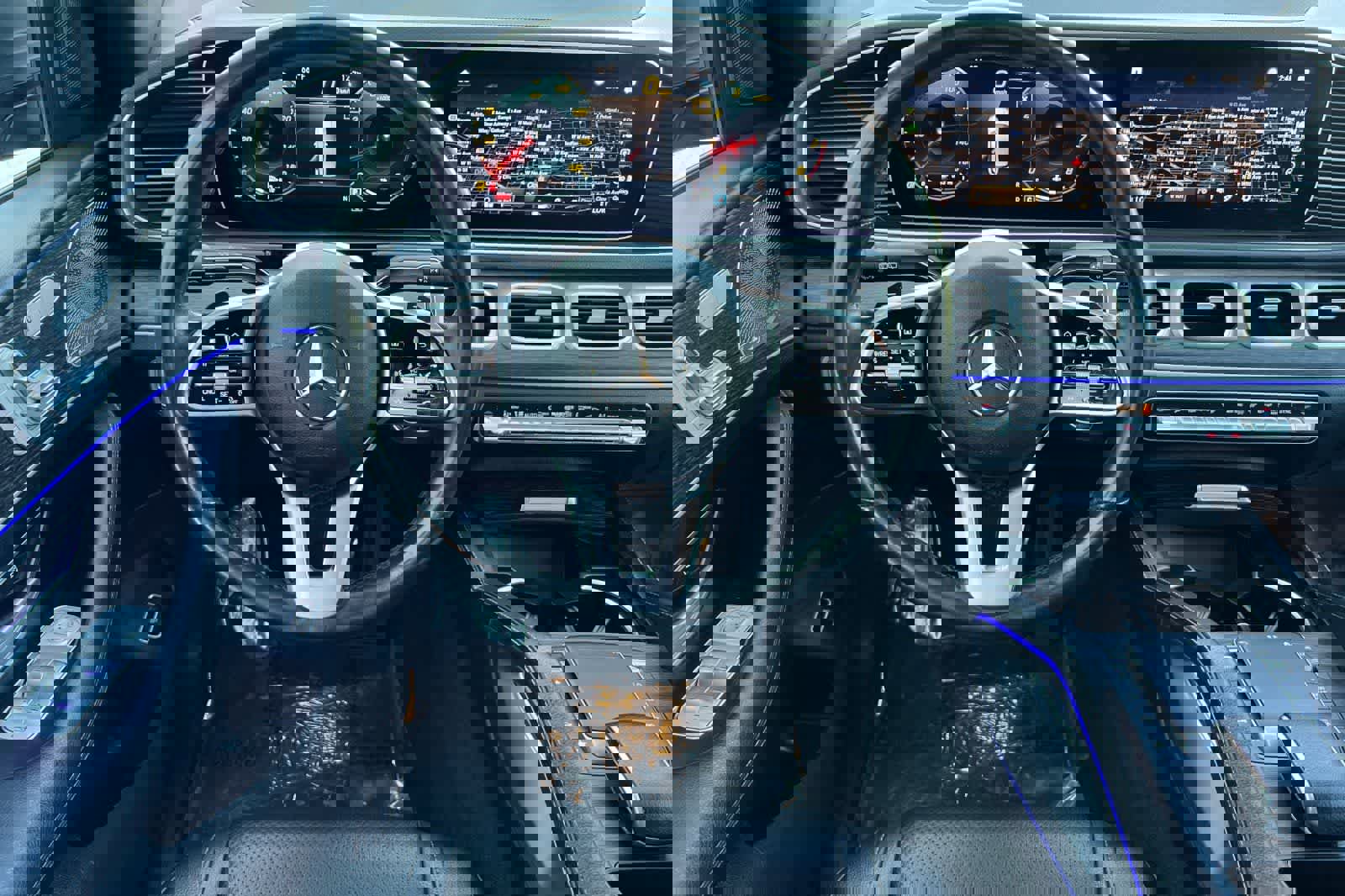 Used 2022 Mercedes-Benz GLE 350 w/ Premium Package image 16