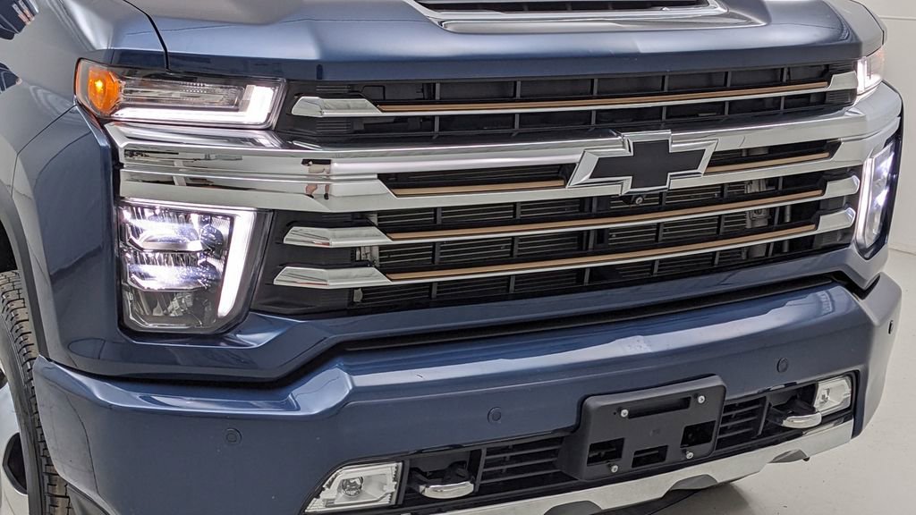 Used 2021 Chevrolet Silverado 3500 High Country image 45