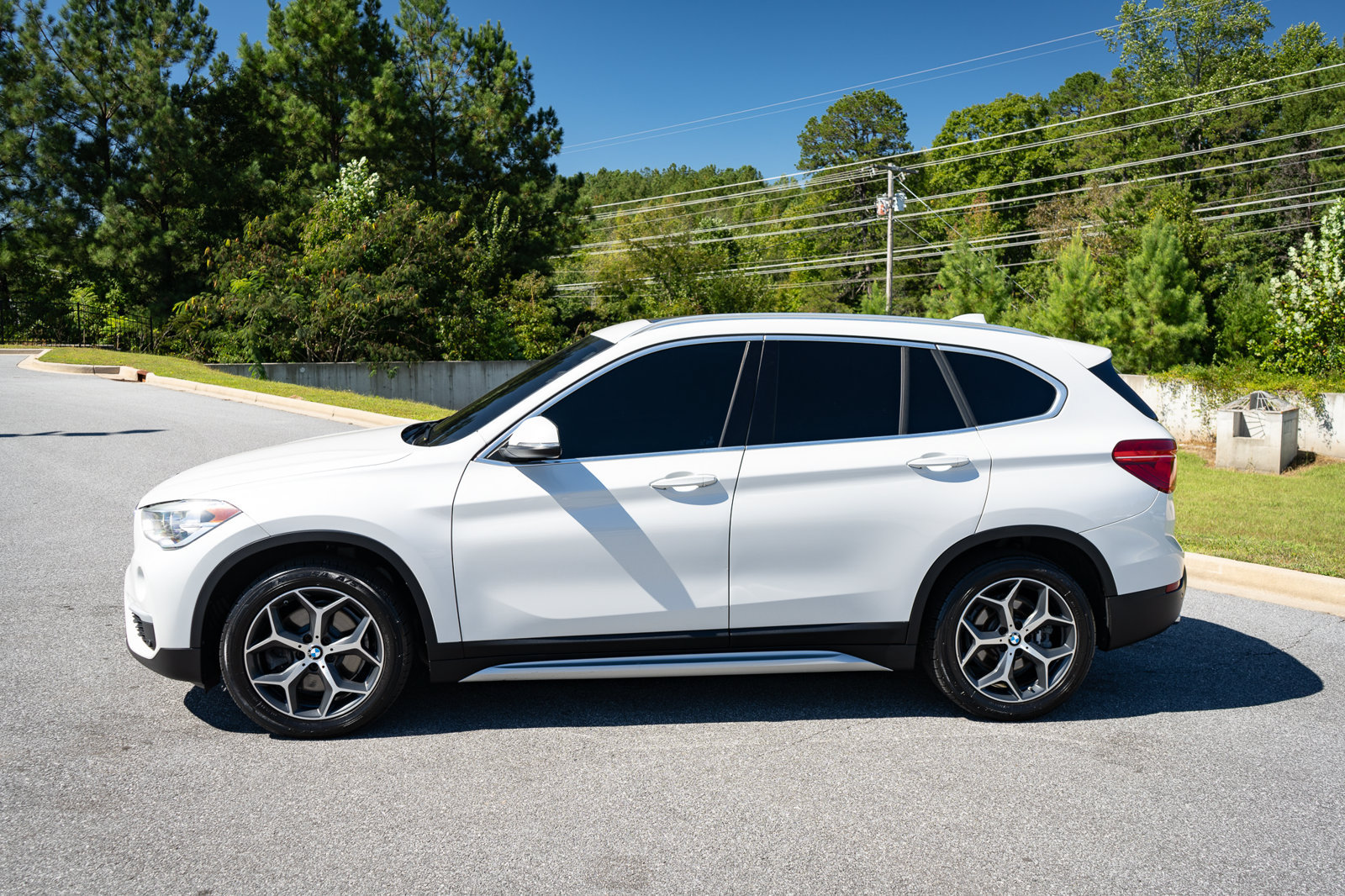 Used 2019 BMW X1 xDrive28i w/ Convenience Package AWD/4WD image 5
