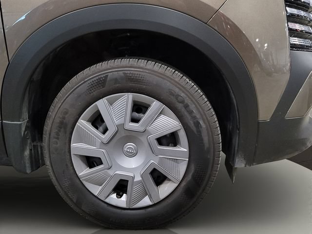 Used 2026 Nissan Kicks S FWD image 24