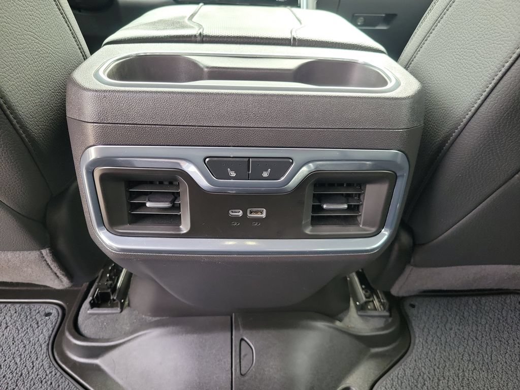 Used 2024 GMC Sierra 1500 Denali w/ Denali Reserve Package AWD/4WD image 14