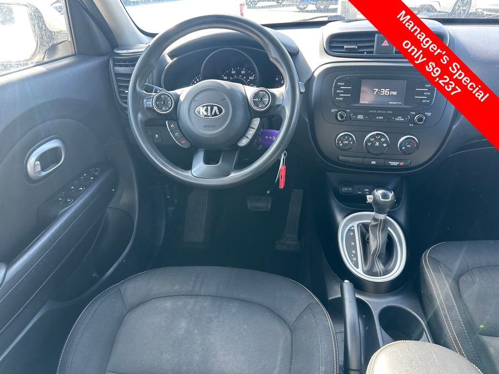 Used 2016 Kia Soul + image 15