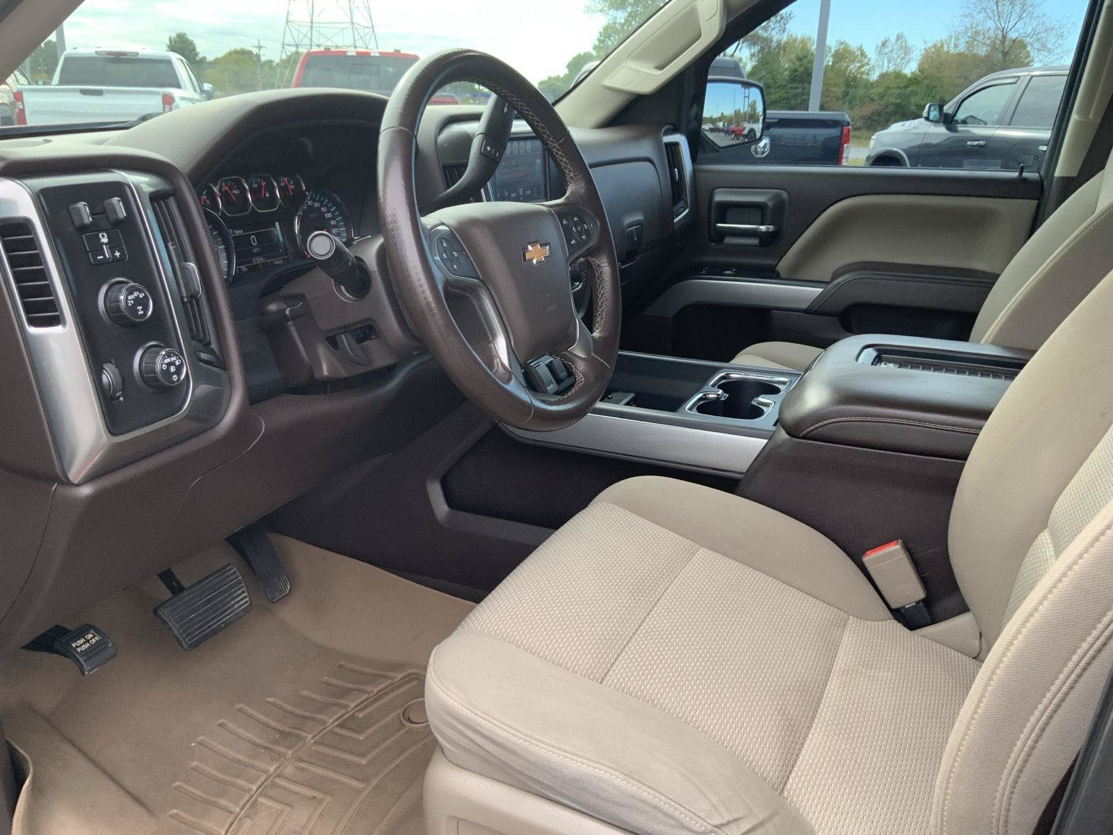 Used 2018 Chevrolet Silverado 1500 LT w/ Texas Edition AWD/4WD image 20