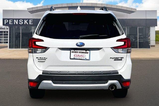 Used 2019 Subaru Forester Touring AWD/4WD image 4