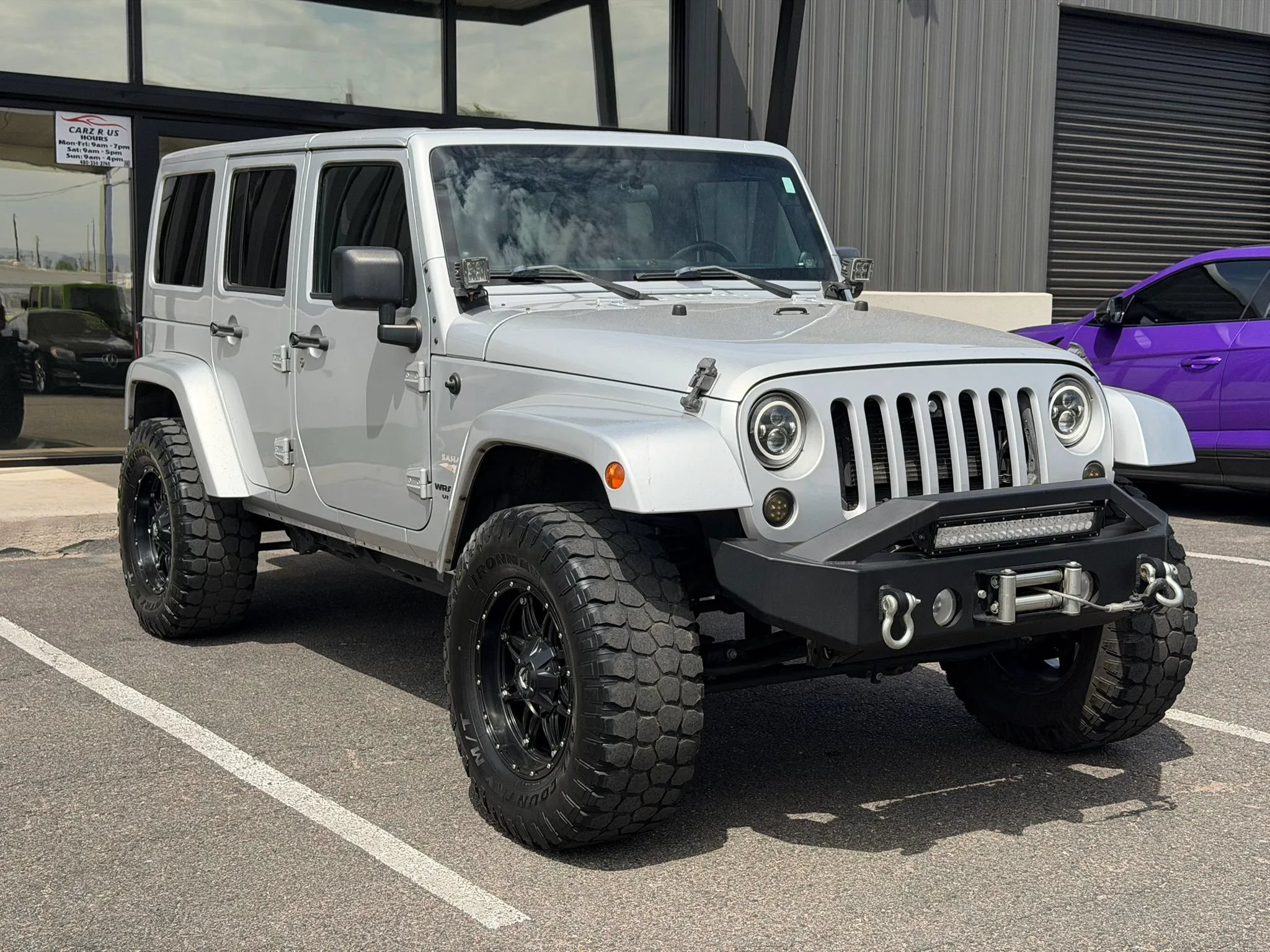 Used 2012 Jeep Wrangler Unlimited Sahara w/ Connectivity Group AWD/4WD image 14