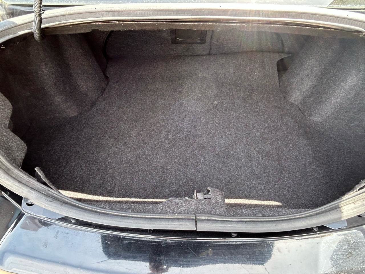 Used 2013 Dodge Avenger SE w/ Blacktop Pkg FWD image 17
