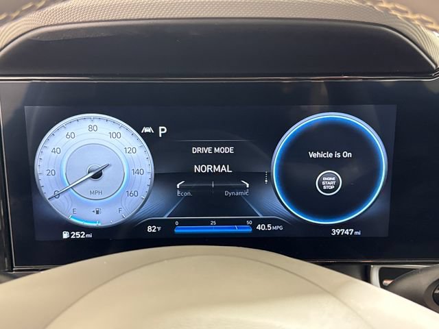 Used 2023 Hyundai Elantra SEL w/ Convenience Package FWD image 29