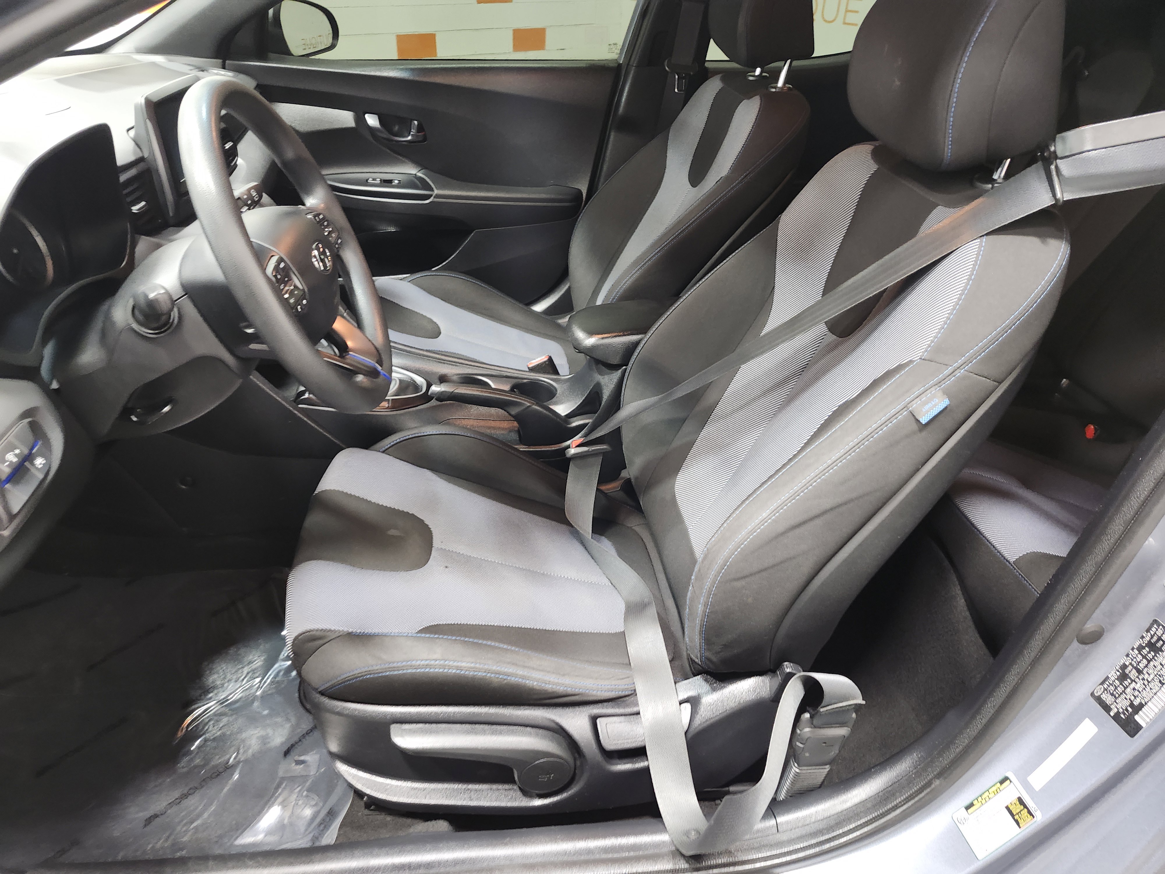 Used 2019 Hyundai Veloster 2.0 image 20