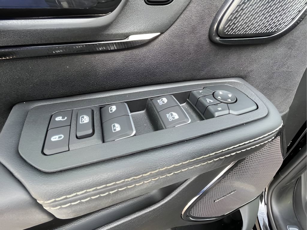 New 2026 RAM 1500 RHO w/ RHO Level 1 Equipment Group image 6