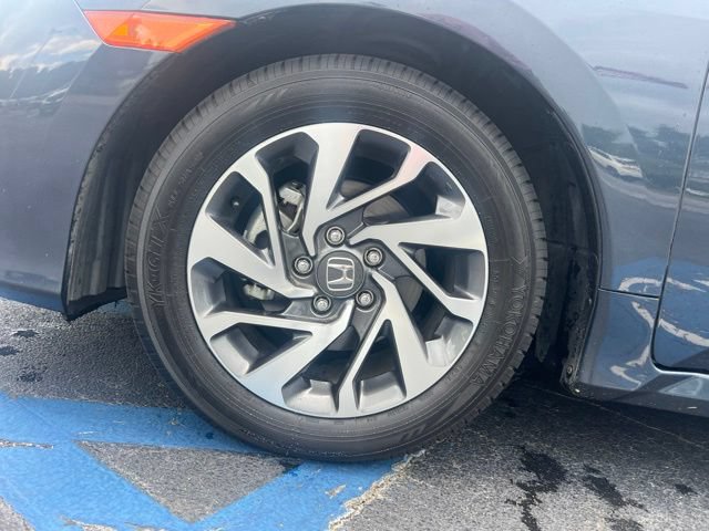 Used 2018 Honda Civic EX image 11