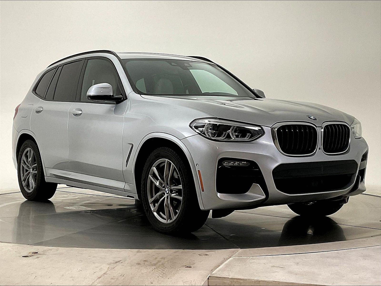 Used 2021 BMW X3 xDrive30i AWD/4WD image 2