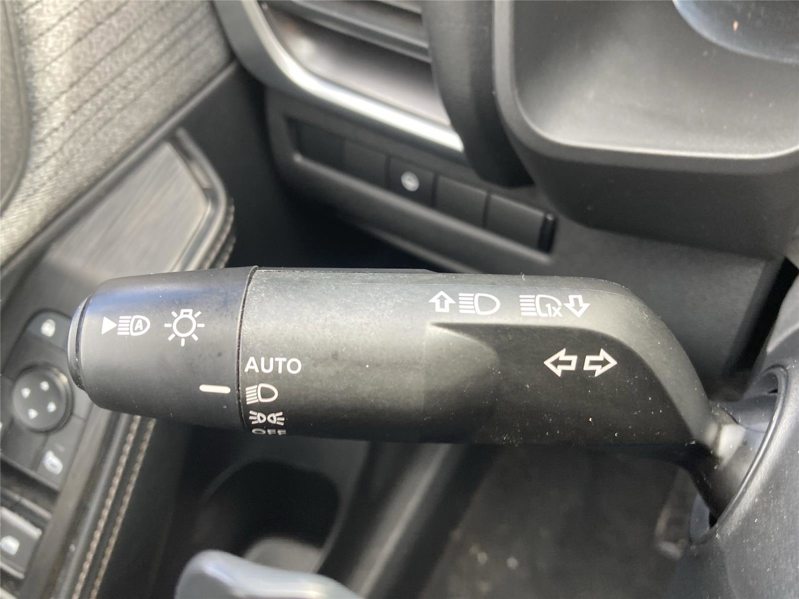 Used 2023 Nissan Rogue SV image 25