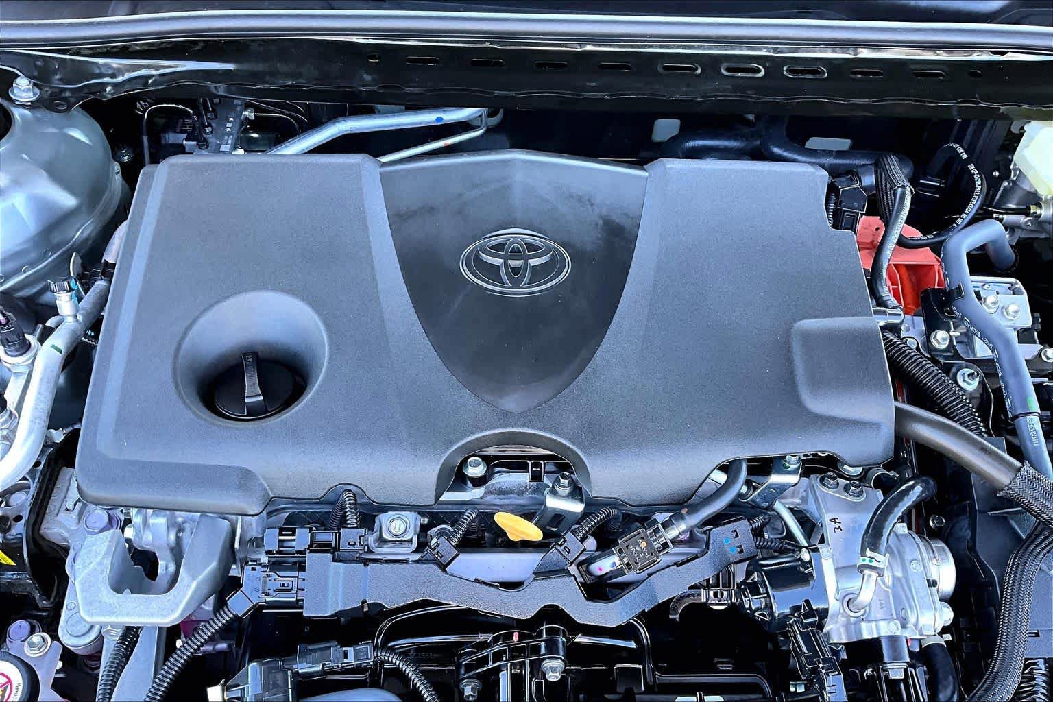 Used 2026 Toyota Camry XLE FWD image 32